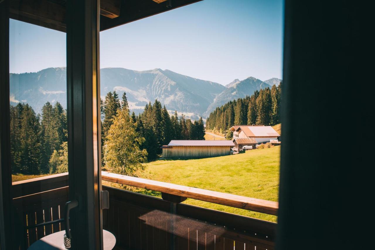 Hotel Alpengasthof Hoernlepass à Riezlern Extérieur photo